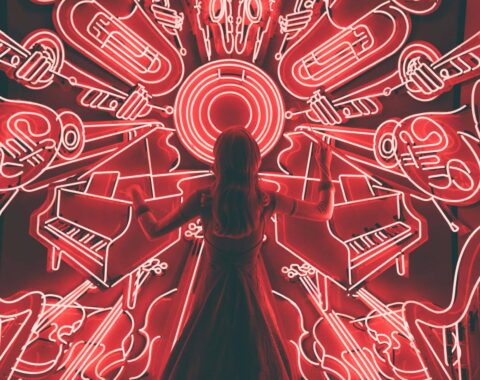 photo-1513829596324-4bb2800c5efb